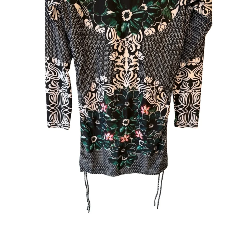 Long Sleeve Black Green Floral Swim Dress Rash Guard Size S or M Beach Vacation - Picture 7 of 9